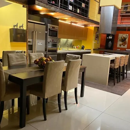 La Loggia Слима